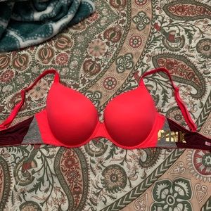 PINK bra